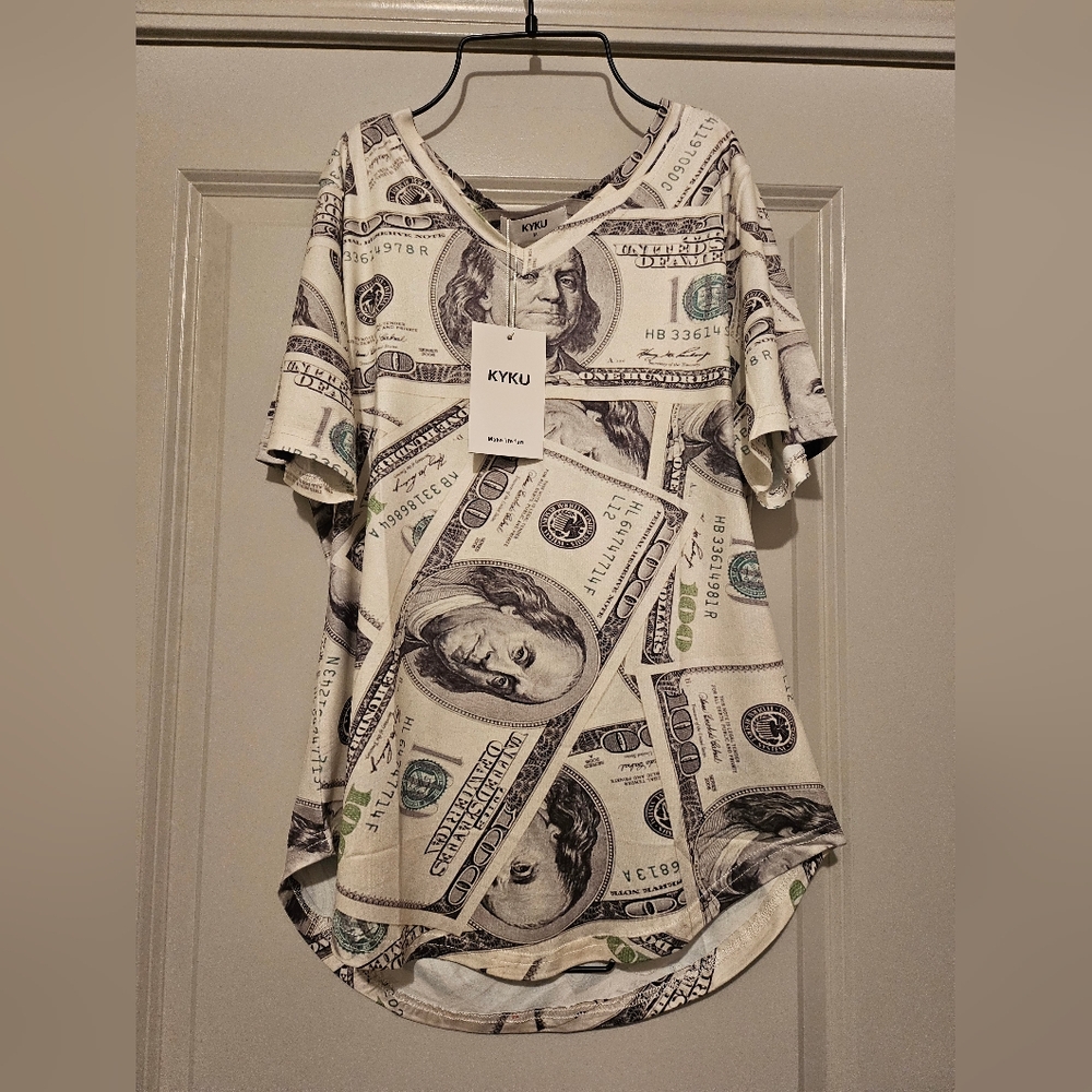 Money Top - Picture 1 of 3